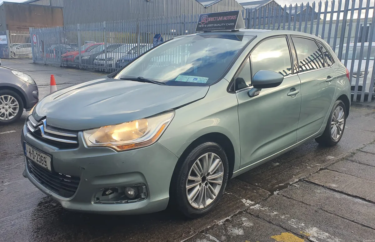 2011 Citroen C4 Manual - Image 2