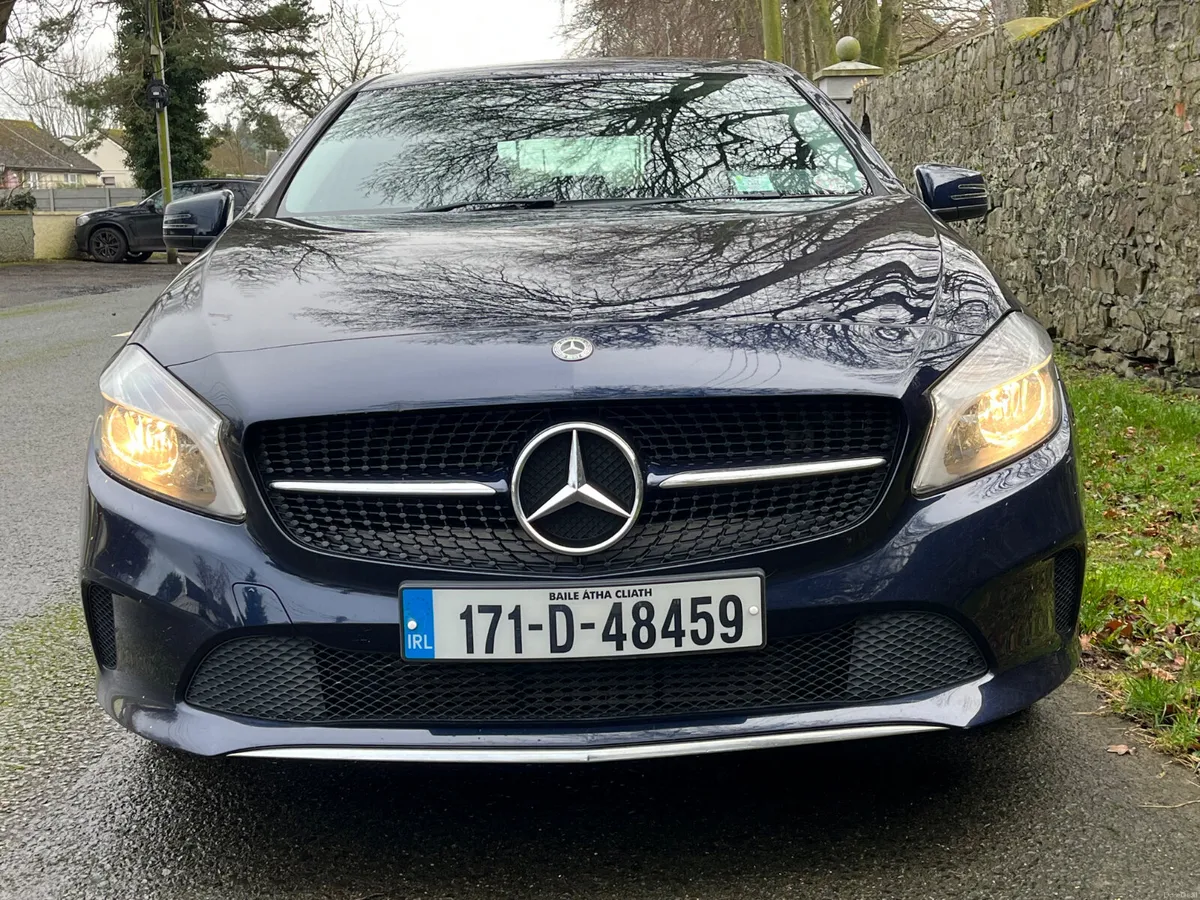 MERCEDES A200 SPORT // LOW MILEAGE - Image 4