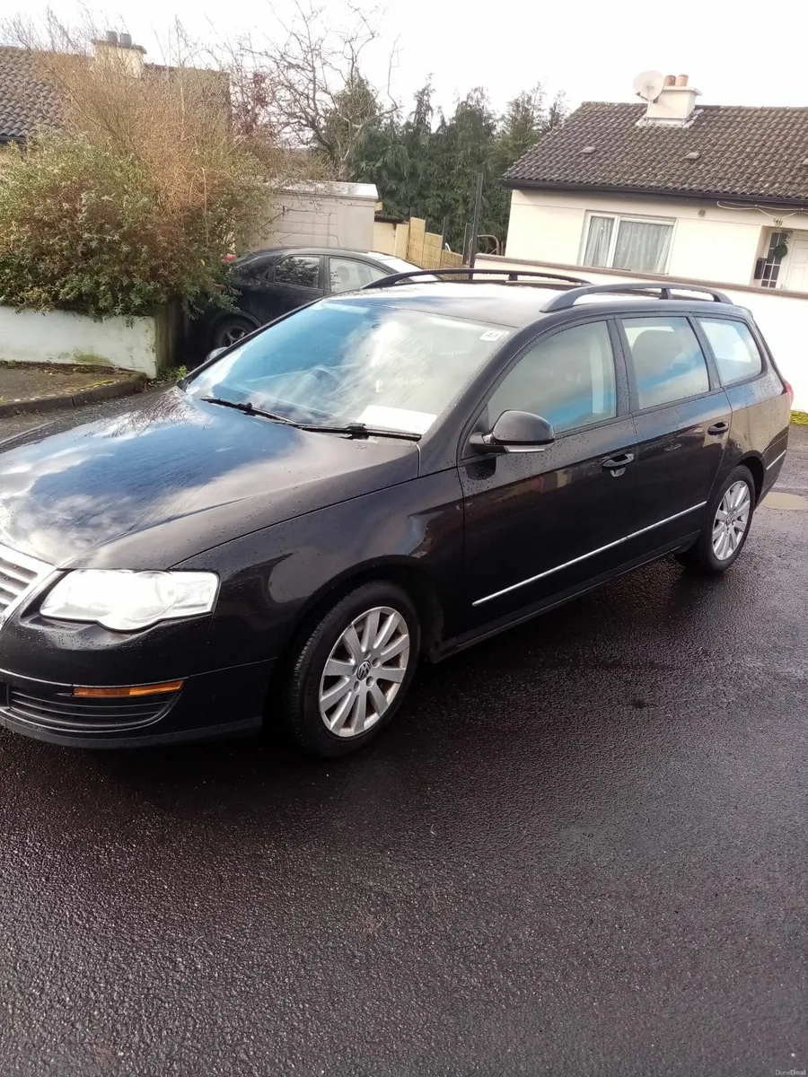 Volkswagen Passat 2008 - Image 1