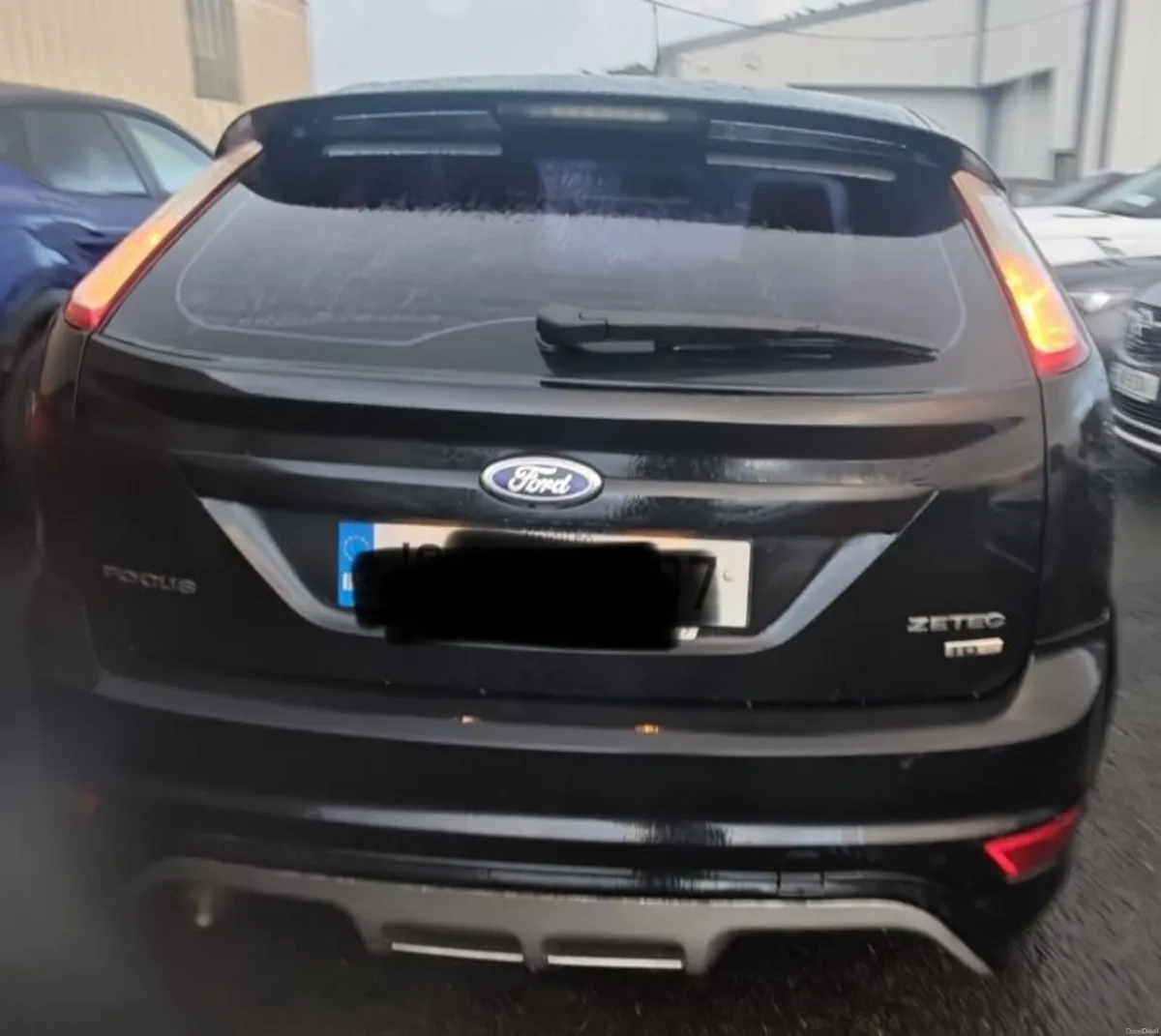 Ford Focus 2010 - Image 2