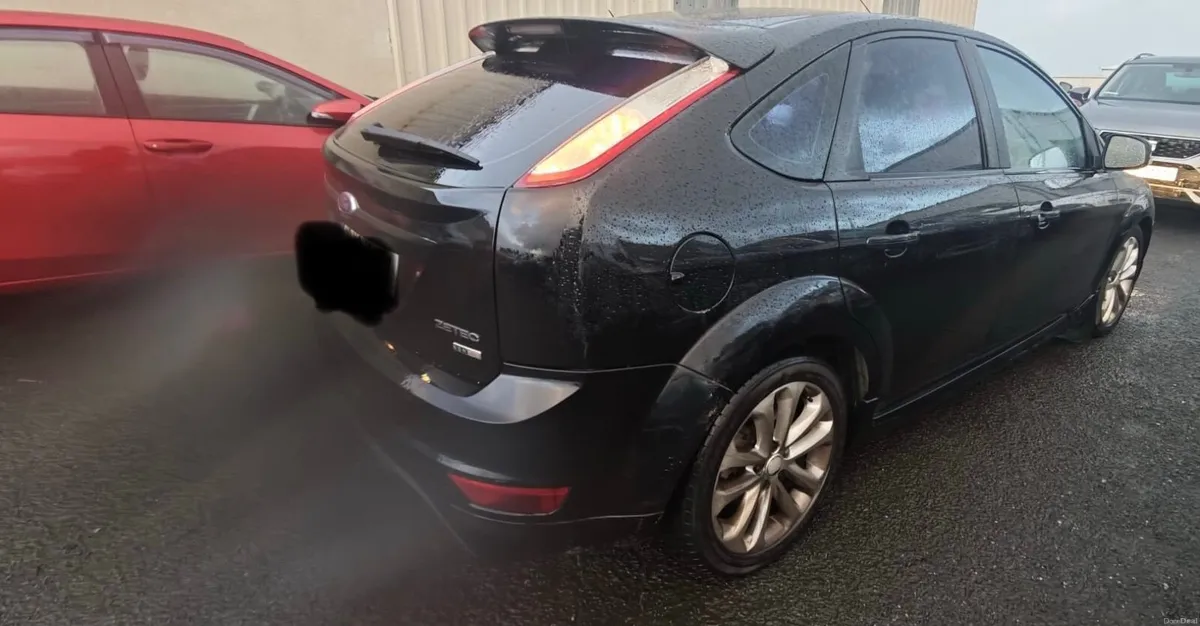 Ford Focus 2010 - Image 3