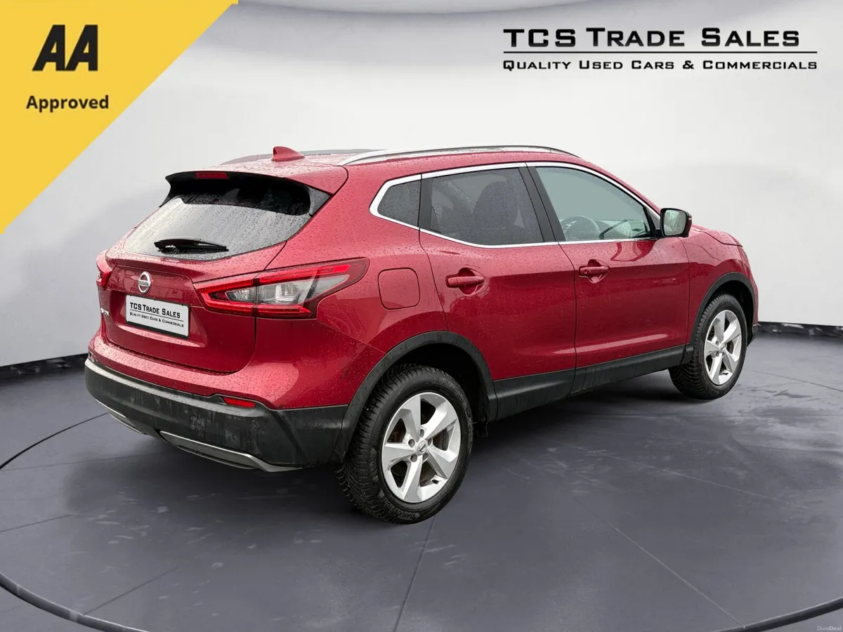 2018 Nissan Qashqai 1.5 Diesel N Connecta 110BHP - Image 3