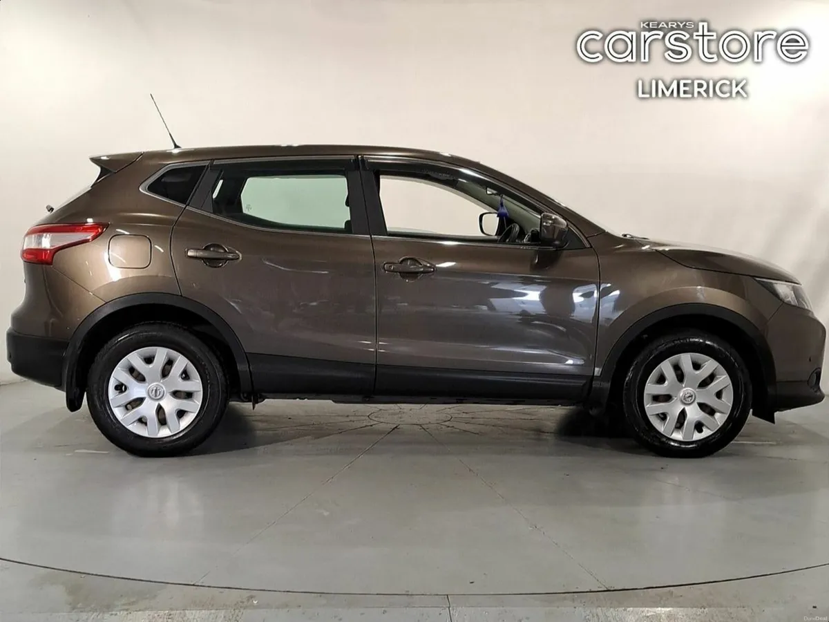 Nissan Qashqai 1.5 DSL XE - Image 2