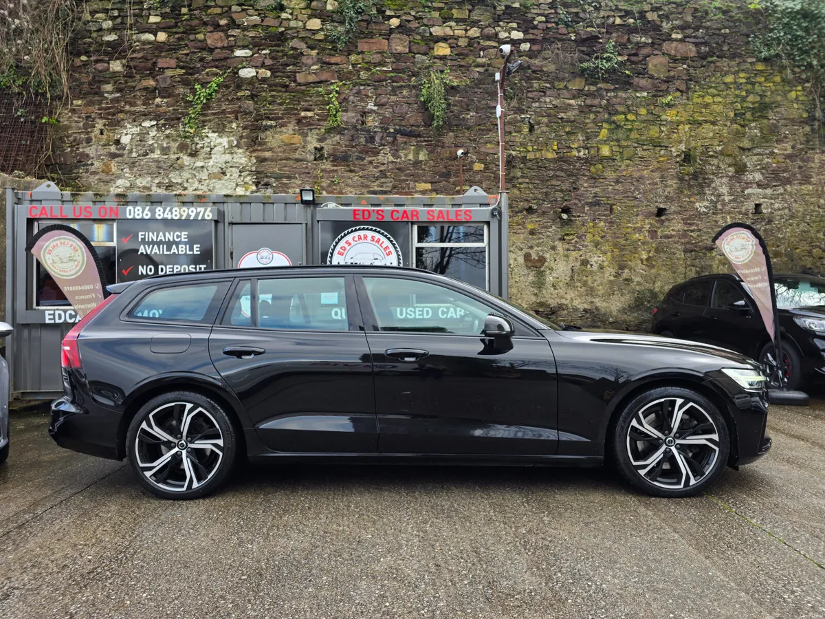 Volvo V60 2.0 T6 350BHP 4 Wheel Drive 2023 (231) - Image 2