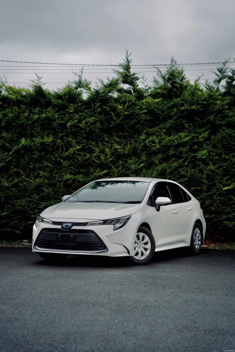 🌟Toyota Corolla 1.8 Hybrid 2022 with Low Mileage - Image 1
