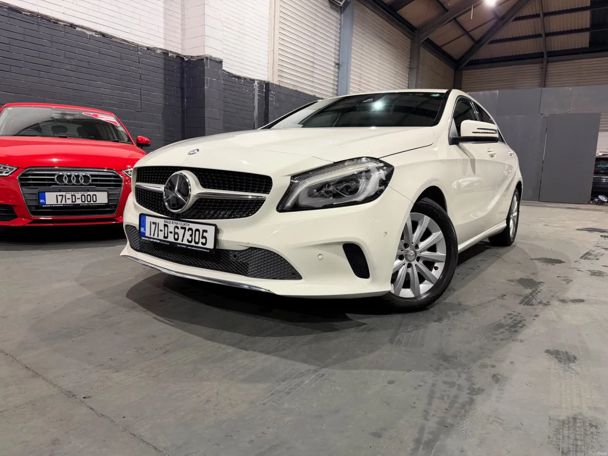 2017 Mercedes Benz A180 (TOP SPEC) - Image 3