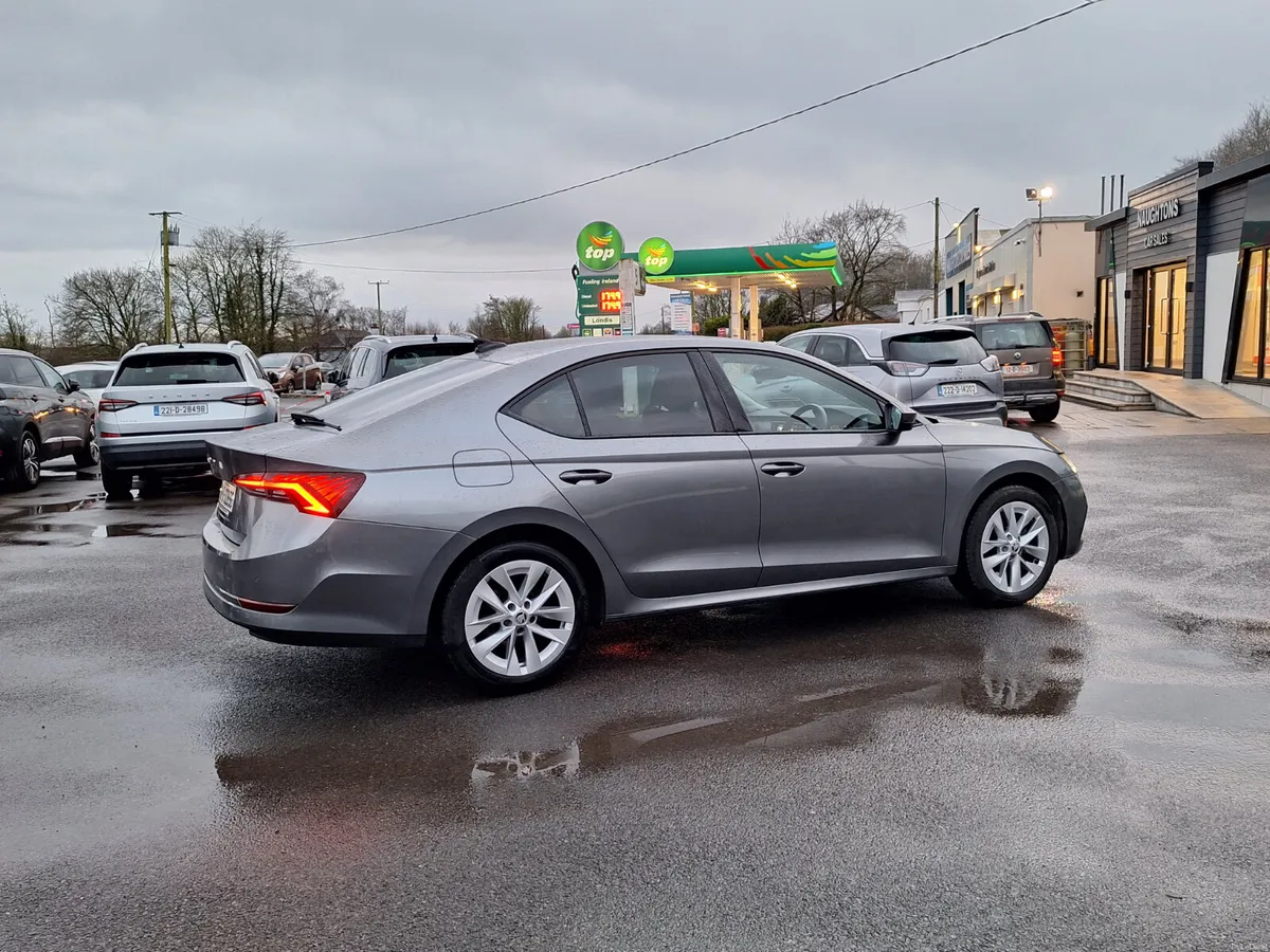 *DEPOSIT TAKEN* Skoda Octavia 2.0 TDI *High Spec/ - Image 3