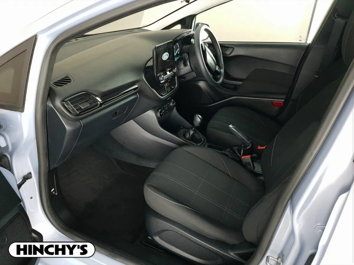 Ford Fiesta 1.0T EcoBoost 95PS Trend Connected - Image 4