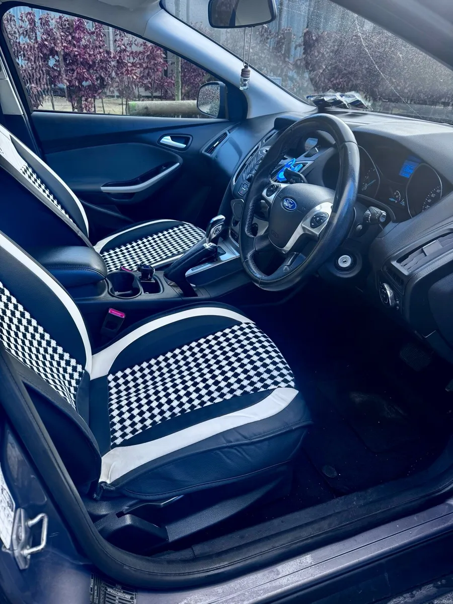Ford Focus  automatic - Image 2