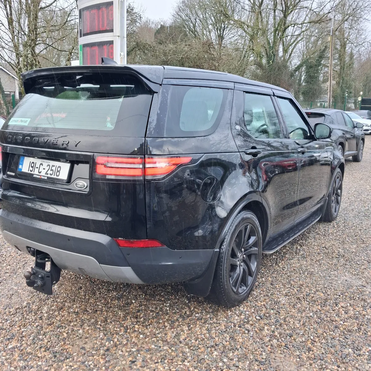 Land Rover Discovery 2019 HSE sd6 - Image 2