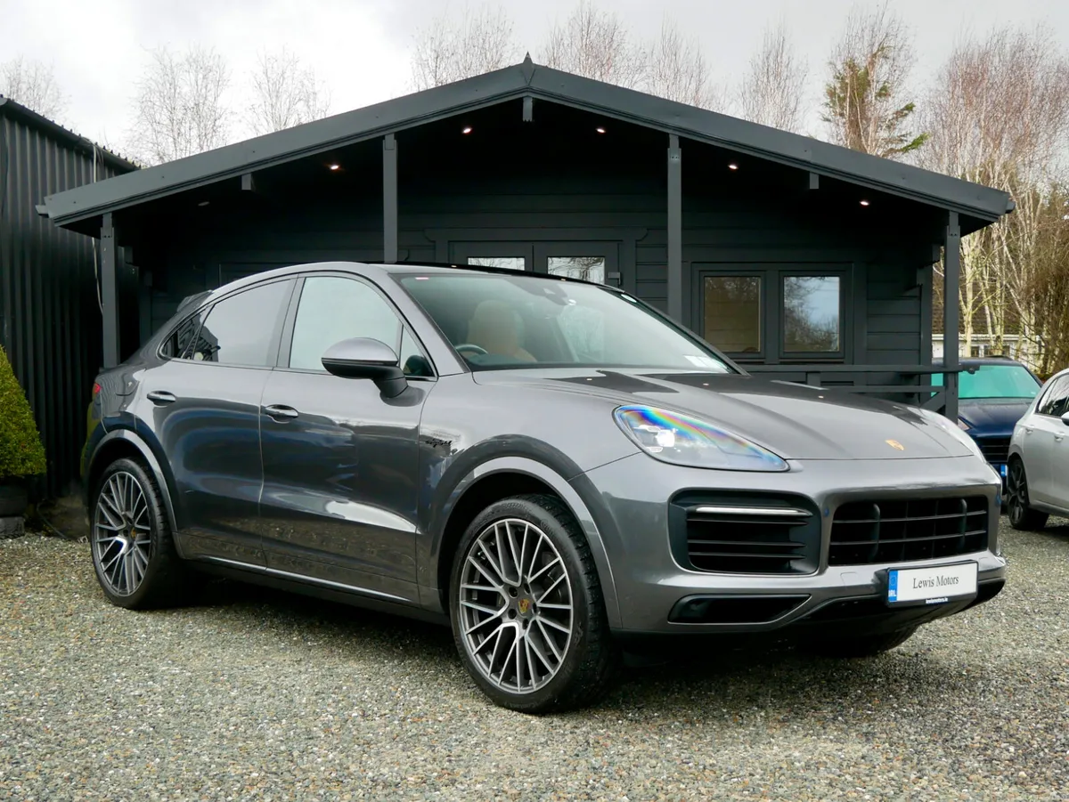 2021 Porsche Cayenne Coupe E-Hybrid - Image 1