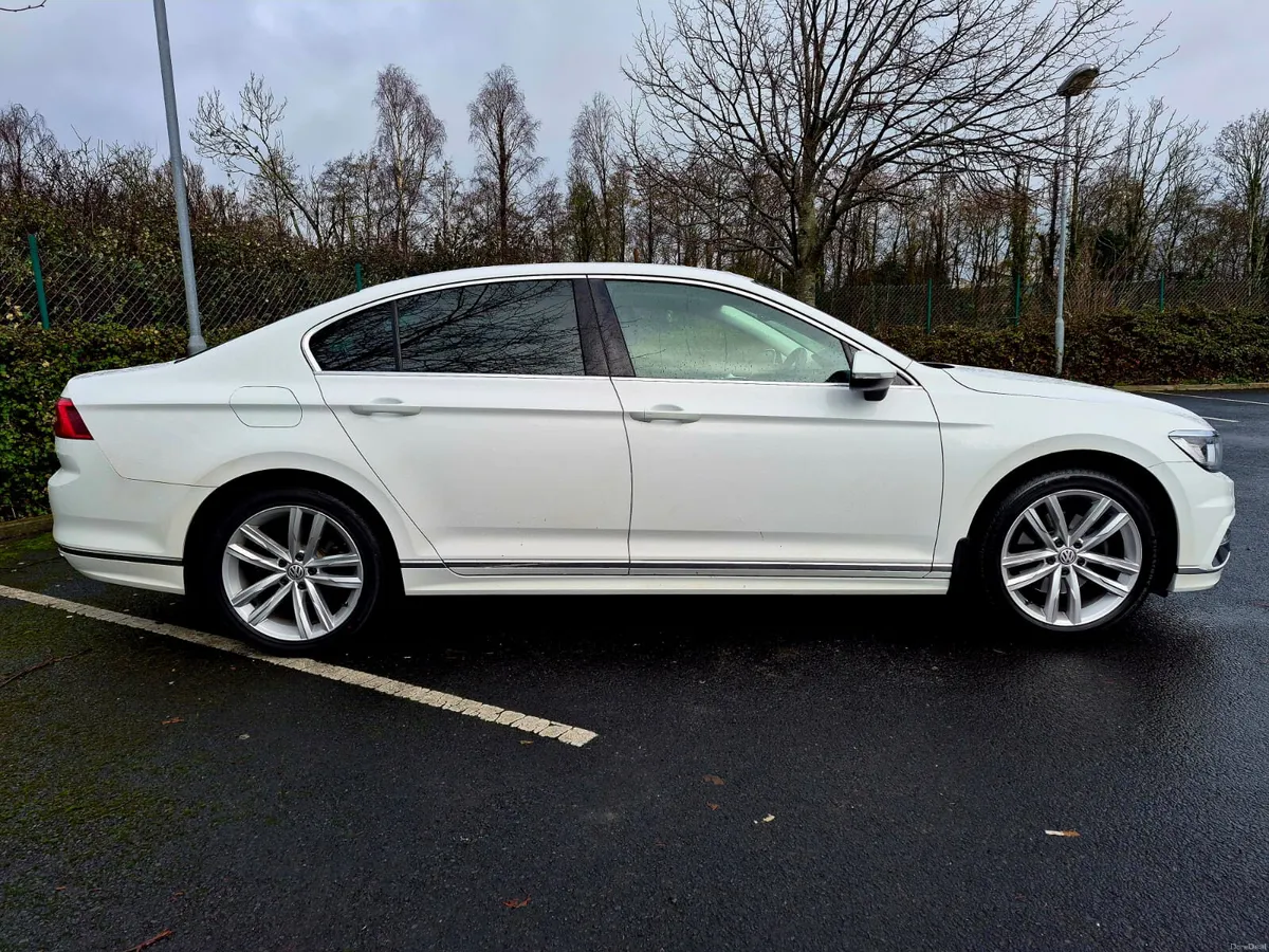 2018 VOLKSWAGEN PASSAT 1.4 TSI R LINE HIGHLINE - Image 2