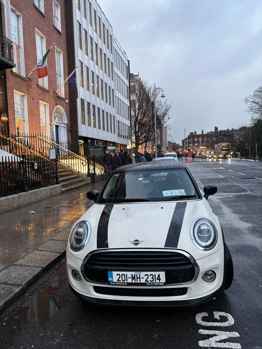Mini Cooper - Image 1