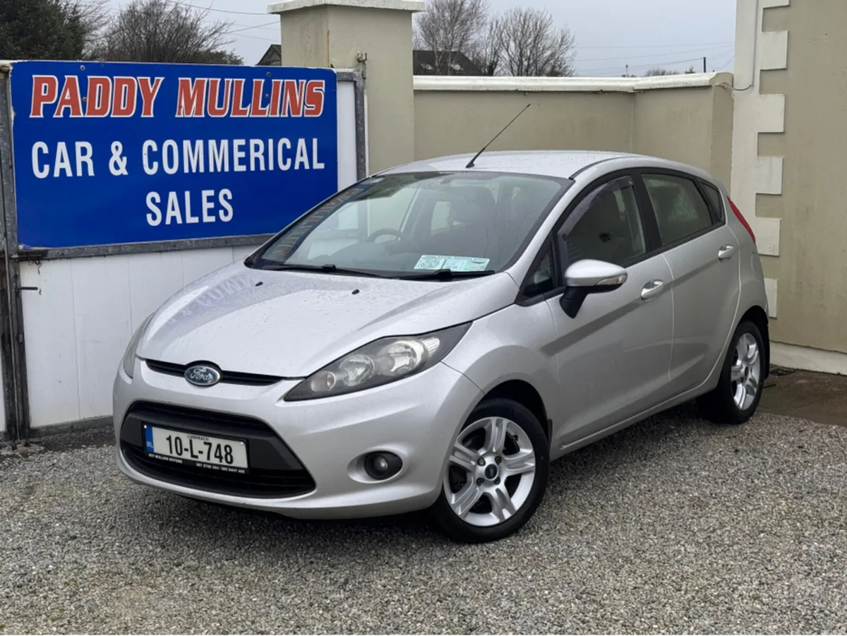Ford Fiesta STYLE 1.25 82PS 5DR - Image 2
