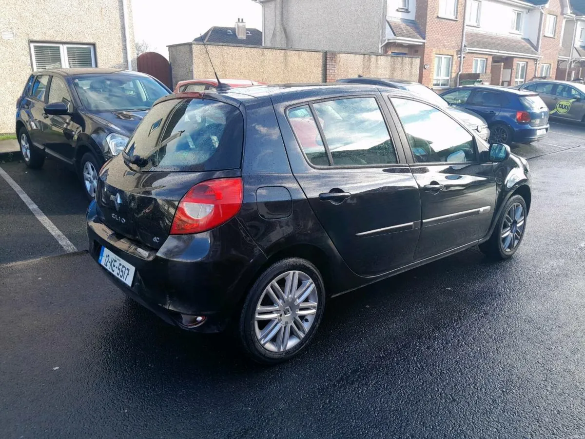 2012 Renault clio dvi Tom Tom edition - Image 4