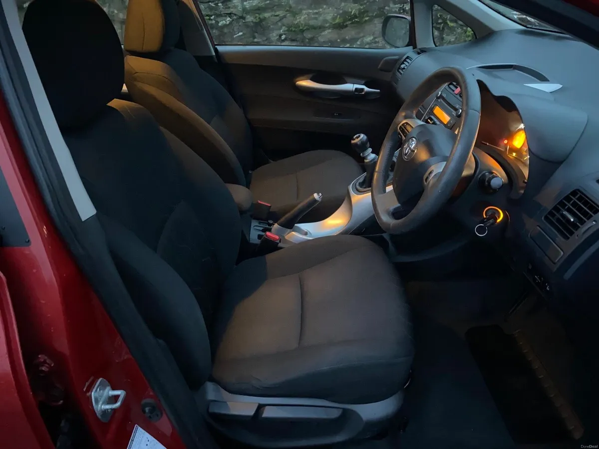 2010 TOYOTA AURIS 1.3 PETROL TAX & NCTD - Image 3