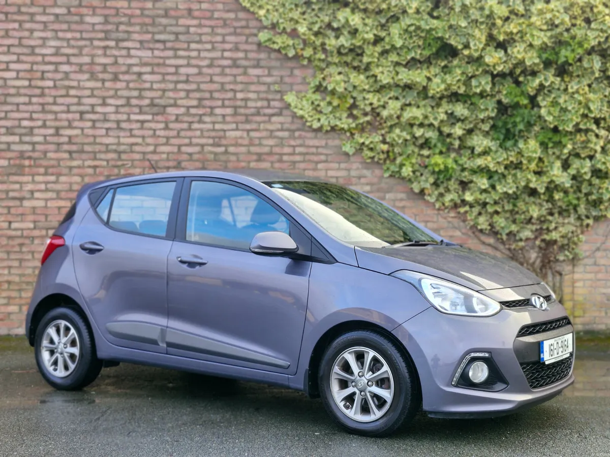 Hyundai i10 DELUXE FINANCE AVAILABLE - Image 1
