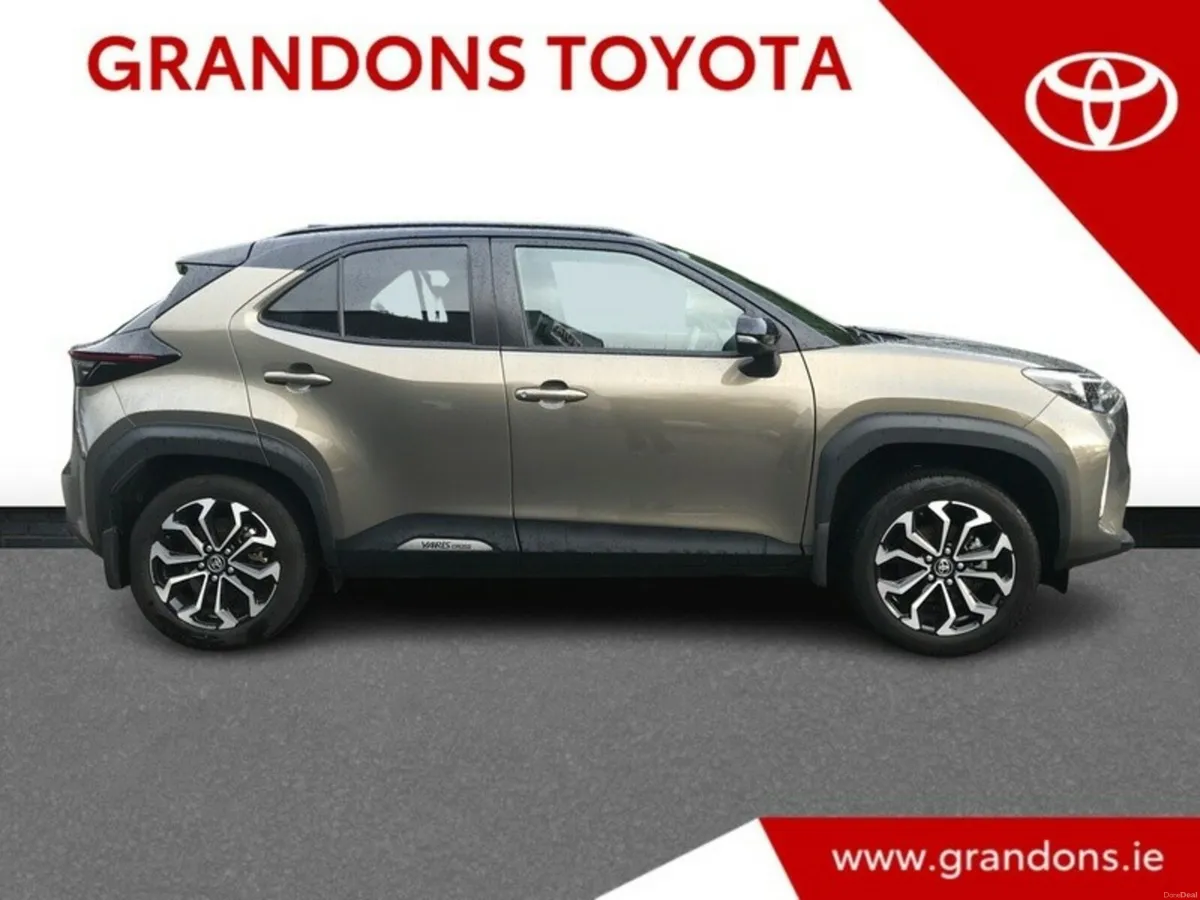 Toyota Yaris Cross LUNA SPORT BI-TONE - GRANDONS - Image 3