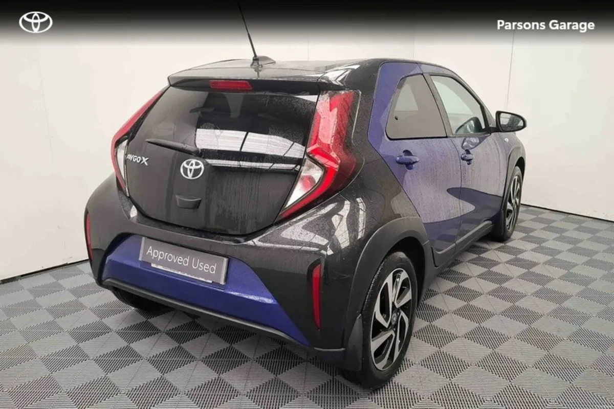 Toyota Aygo X 1.0 - Image 2