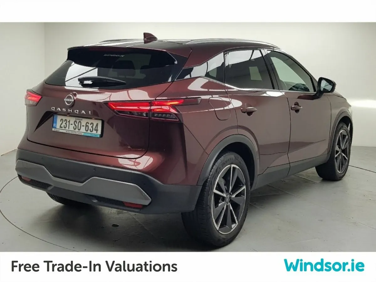 Nissan Qashqai 1.3 PET MILD HYBRID SV Tech - Image 2