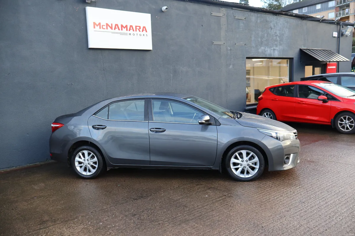 Toyota Corolla Luna 1 Owner From New 12 Month NCT! - Image 2