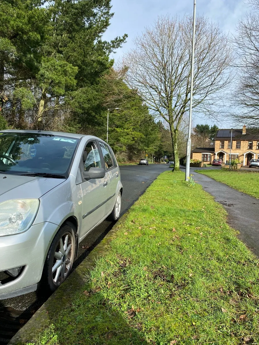 Ford Fiesta Zetec Steel 2005 - Image 4