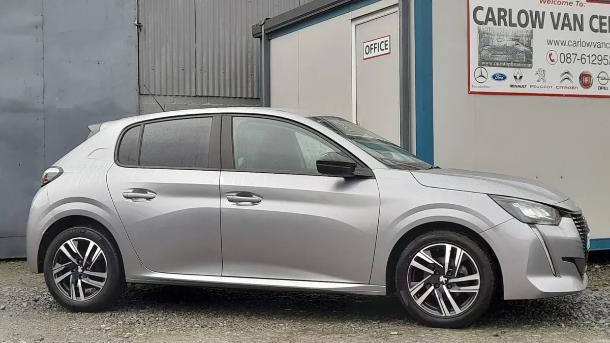 231 Peugeot 208 1.2 Puretech 75 bhp Active - Image 2