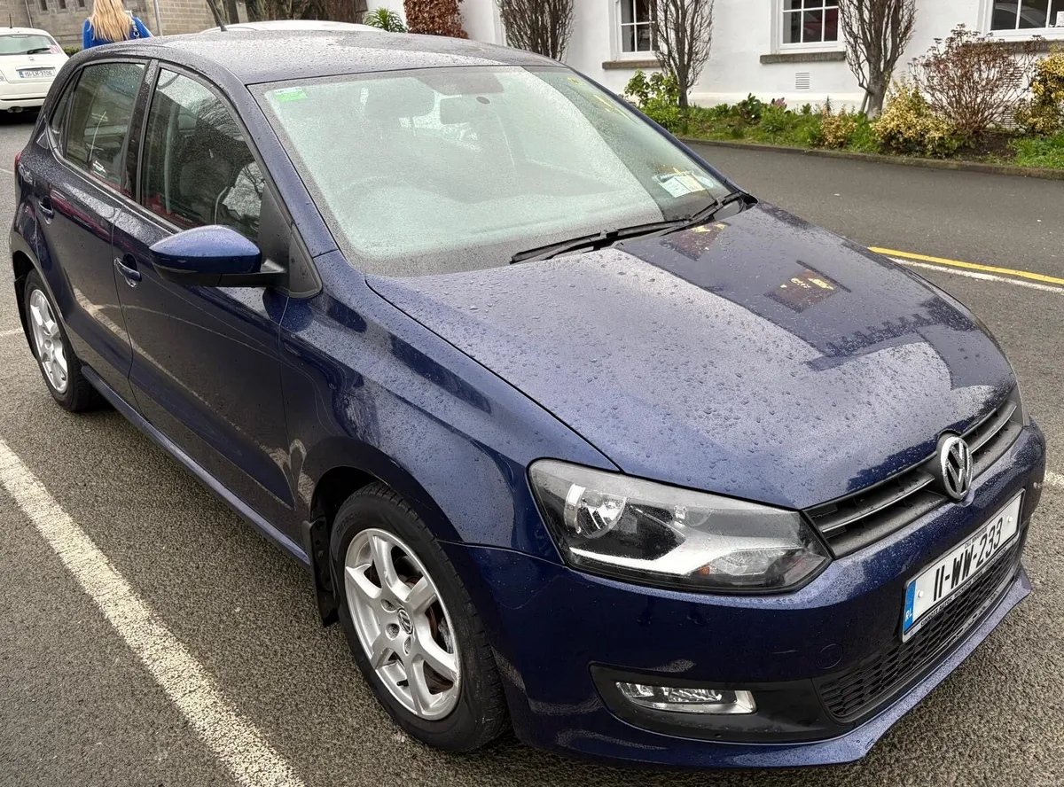 Volkswagen polo - v low mileage, tax & Nct - Image 4
