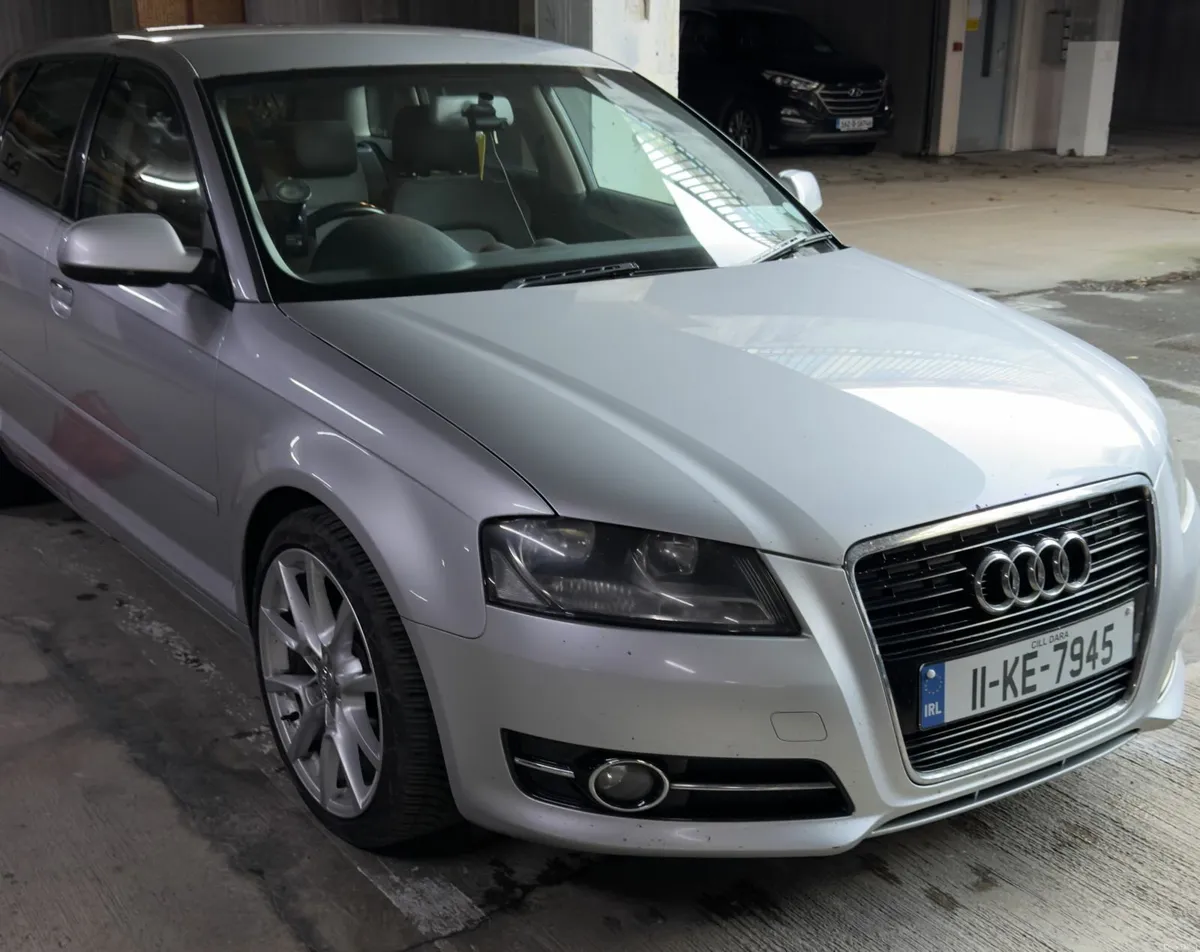 2011 Audi A3 Sportback, 140 HP - Image 1