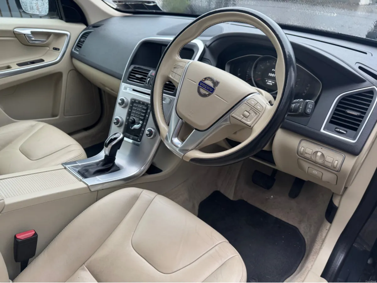 Volvo XC60 2.0 D4 SE NAV 190BHP AUTO 5DR - Image 4