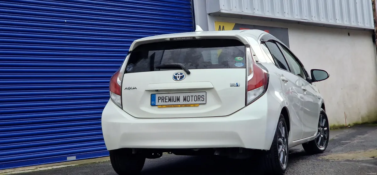 Toyota Aqua Automatic - Image 3