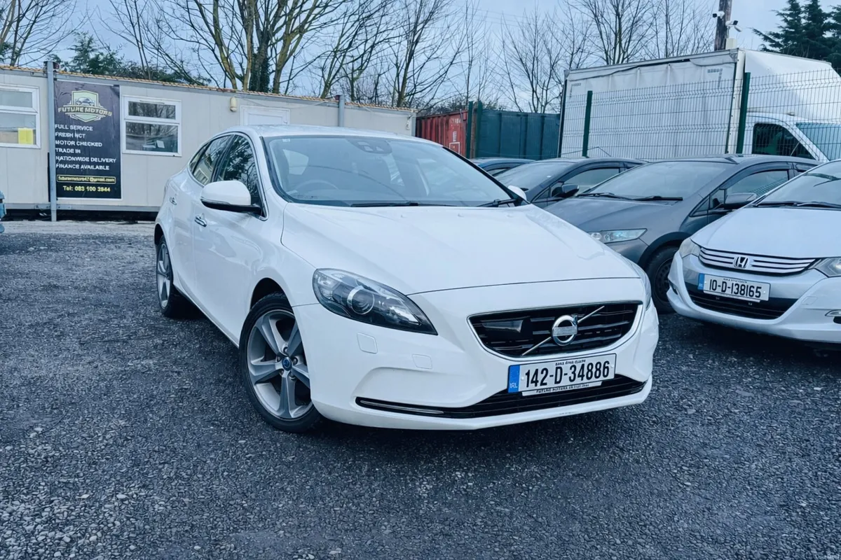 2014 Volvo V40 1.6 Automatic - Image 1