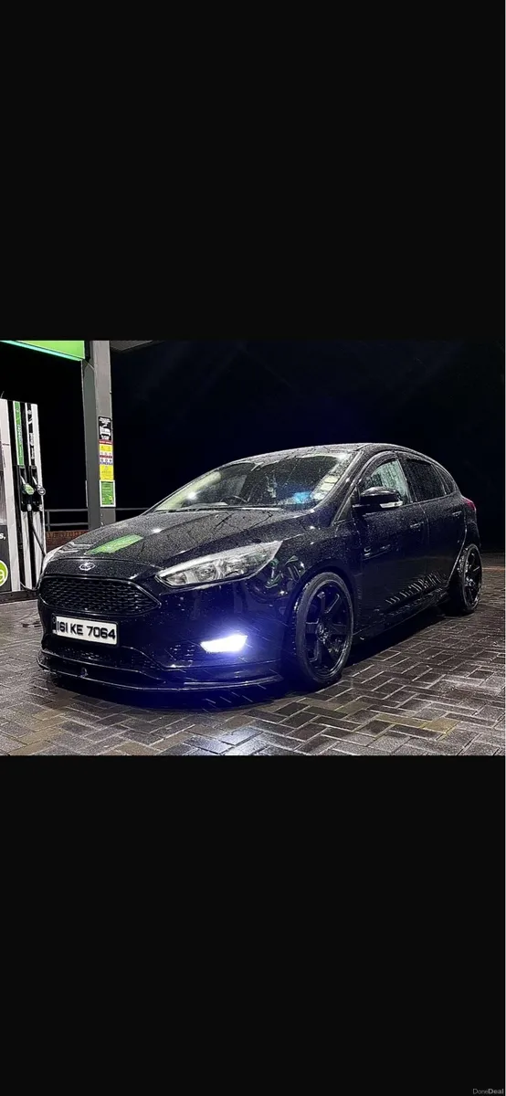 2016 Ford Focus - Image 1