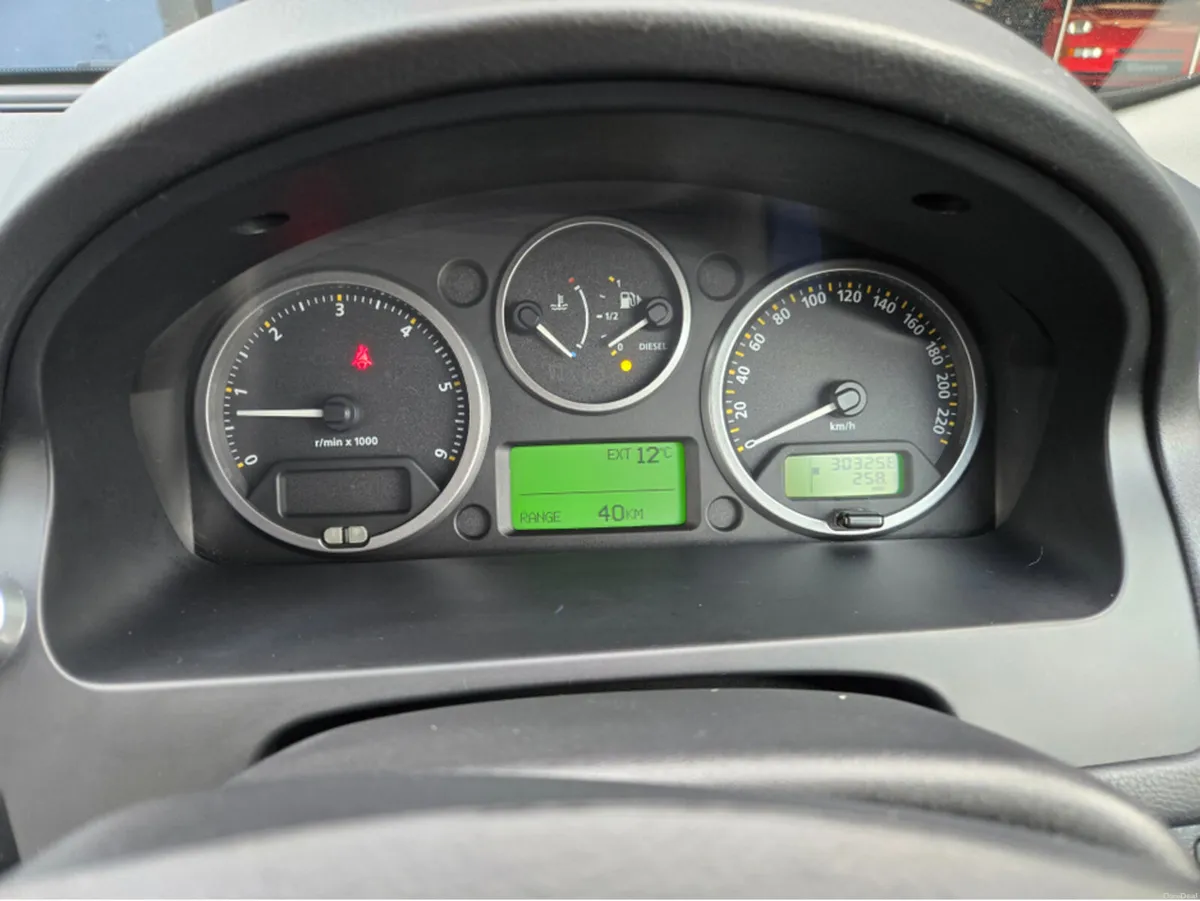 Land Rover Freelander 2 S TD4 2.2// AUTOMATIC// CL - Image 3