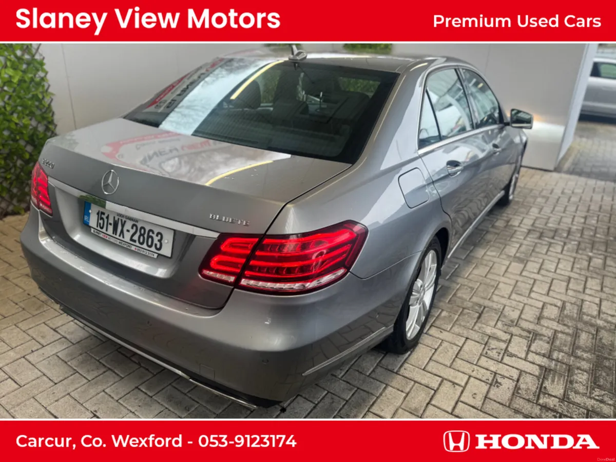 Mercedes-Benz E-Class 220 BLUETEC SE 4DR AUTO CDI - Image 4