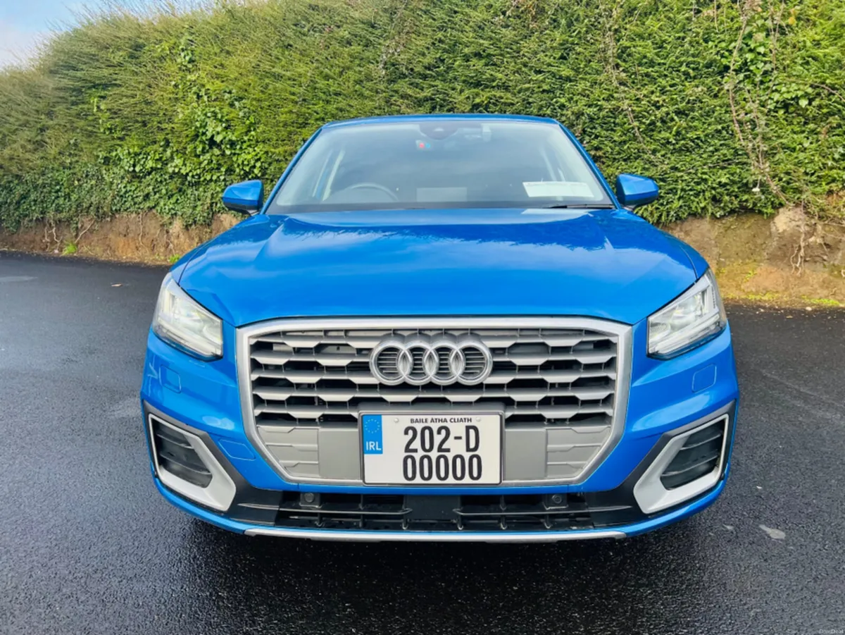 Audi Q2 STUNNING COLOUR // IMMACULATE CONDITION // - Image 4