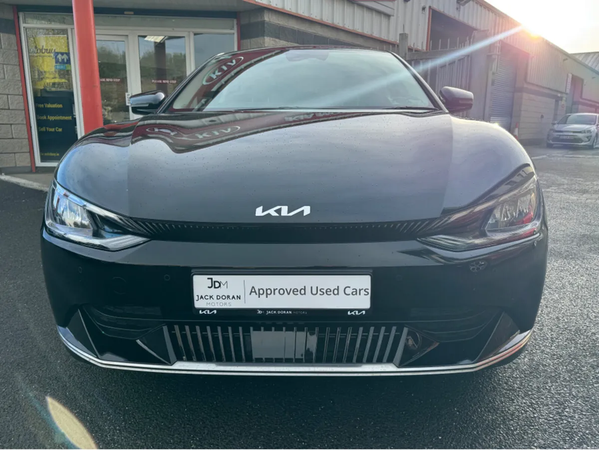 Kia EV6 EARTH - Image 4