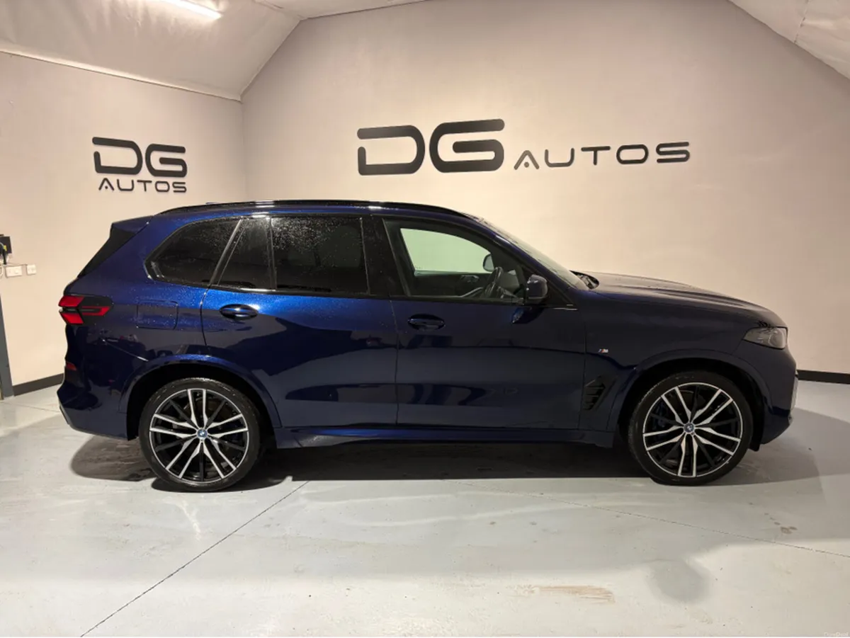 BMW X5 50E M SPORT AUTO -  MASSIVE SPEC - Image 2