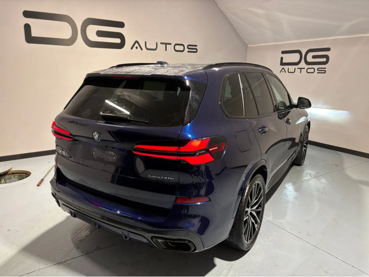 BMW X5 50E M SPORT AUTO -  MASSIVE SPEC - Image 4