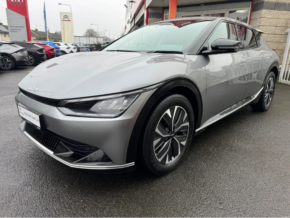 Kia EV6 EARTH - Image 1