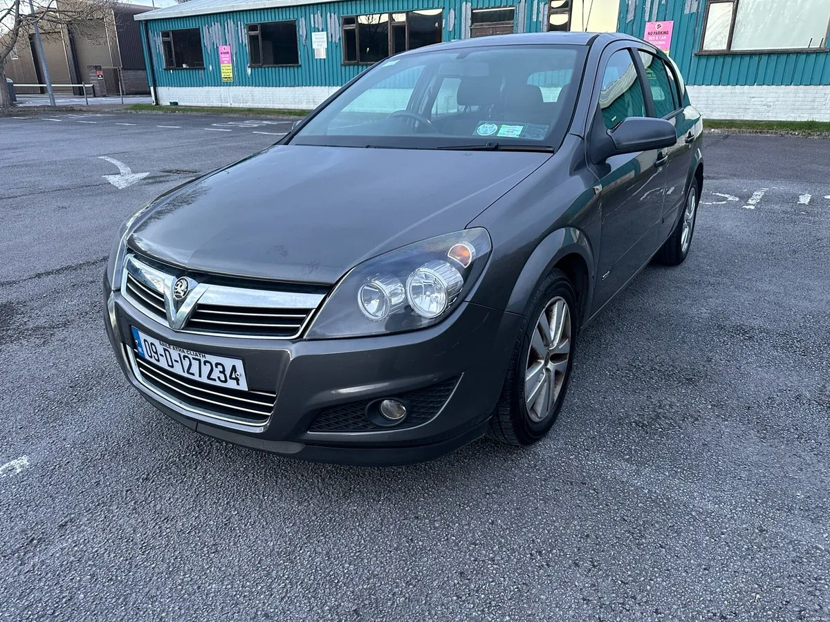 Automatic Opel Astra - Image 3