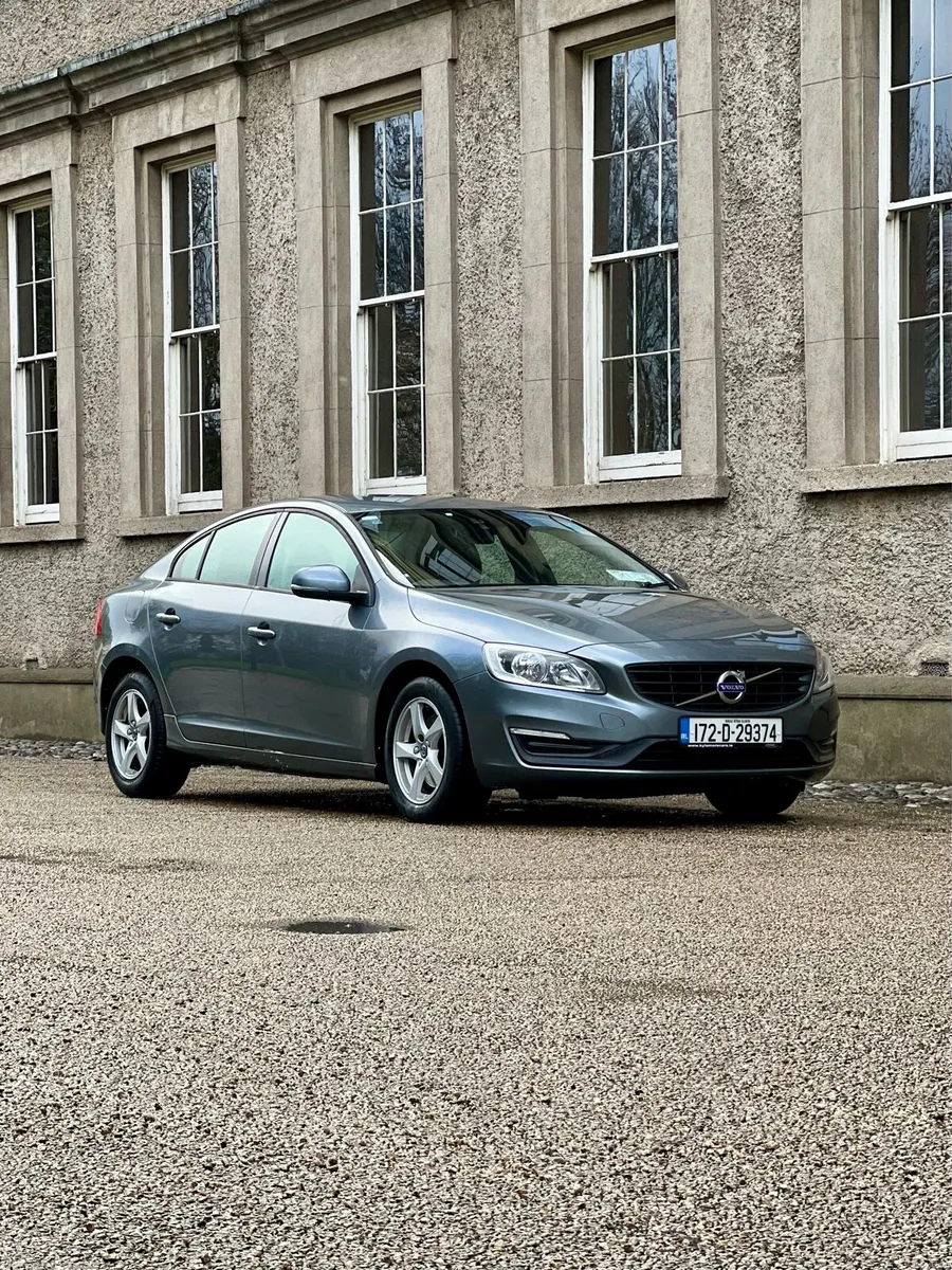 2017 Volvo S60 2.0 D3 Business Ed Lux 150 - Image 1