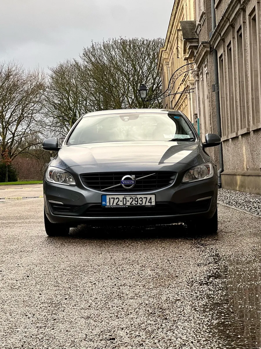 2017 Volvo S60 2.0 D3 Business Ed Lux 150 - Image 3