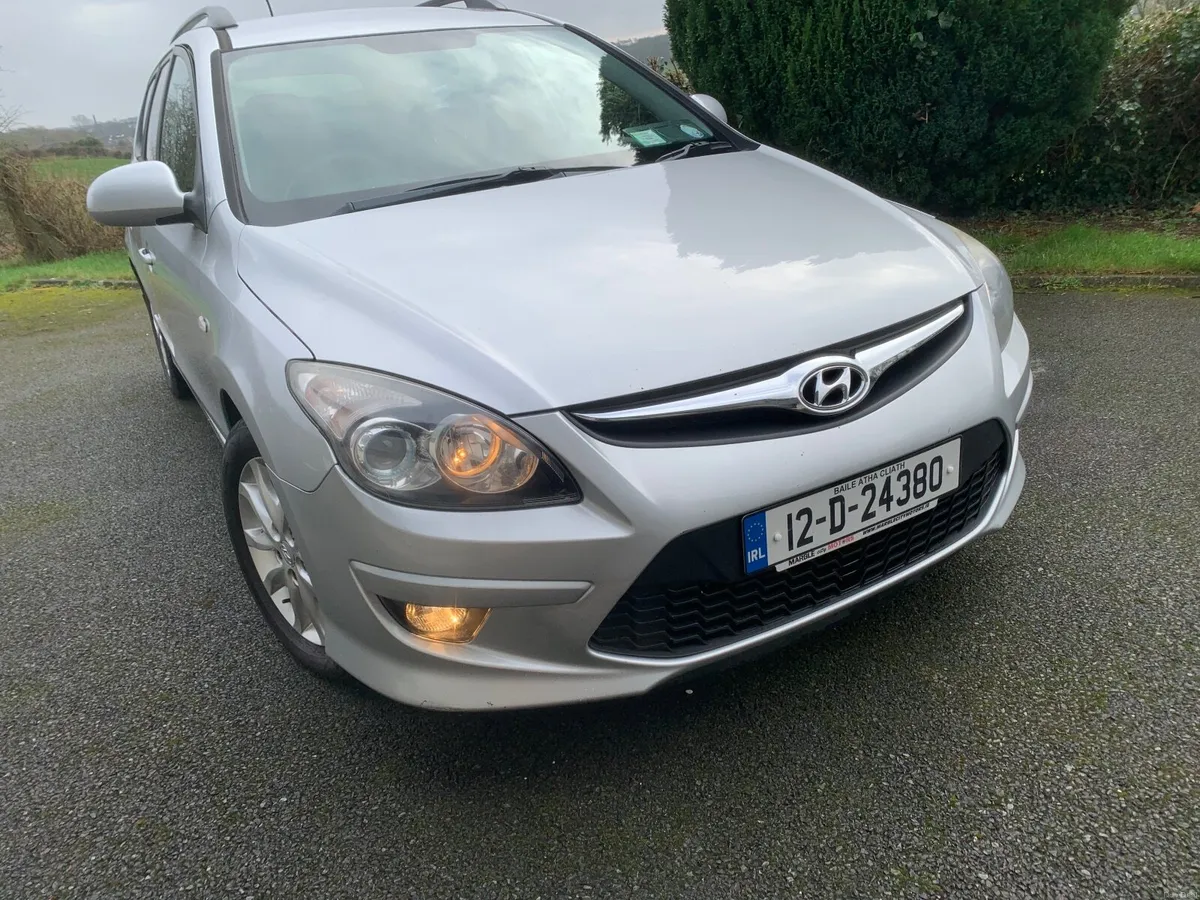 Hyundai i30 2012 - Image 2