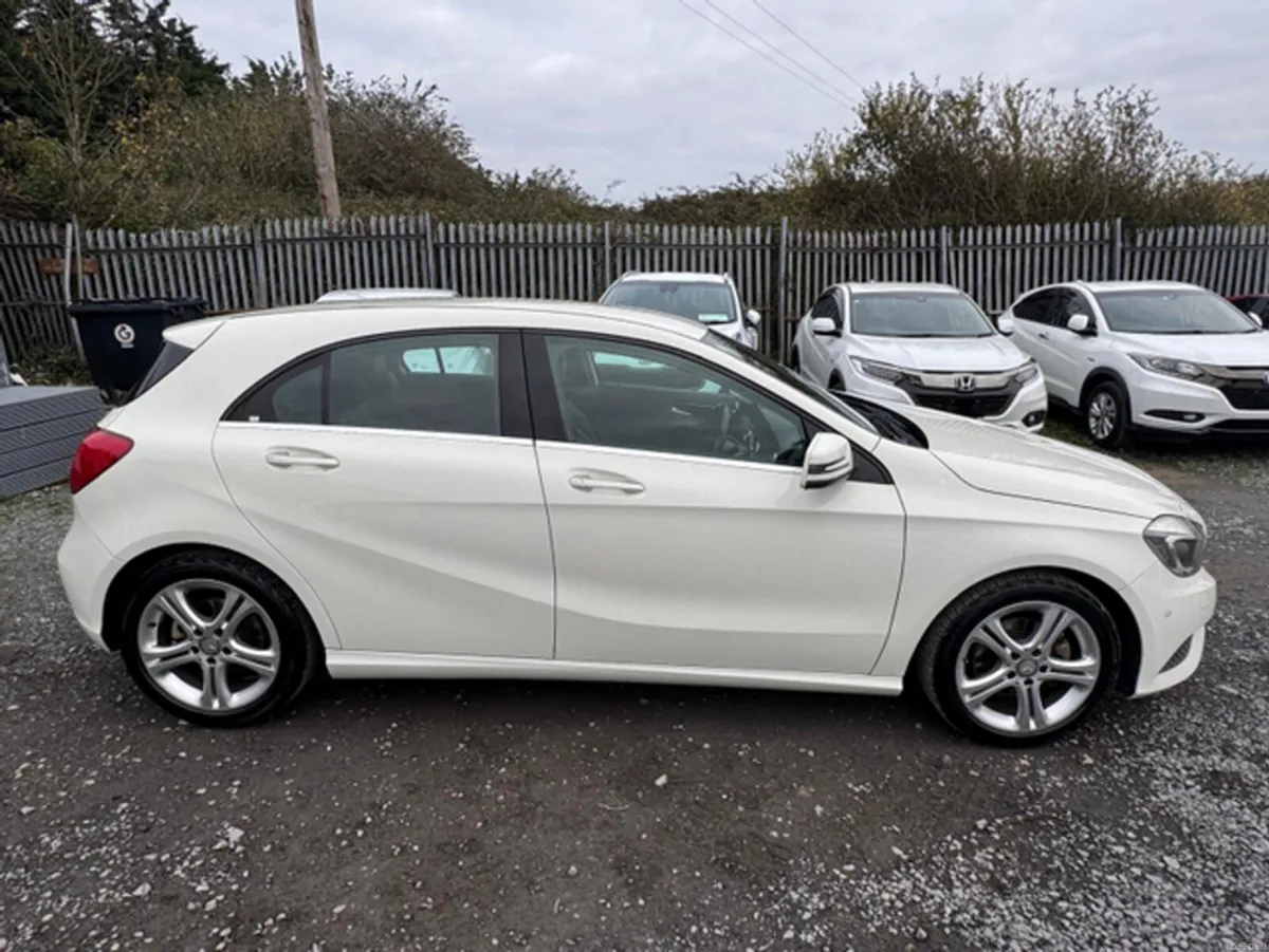Mercedes-Benz A-Class A180 Automatic Low Mileage ( - Image 4
