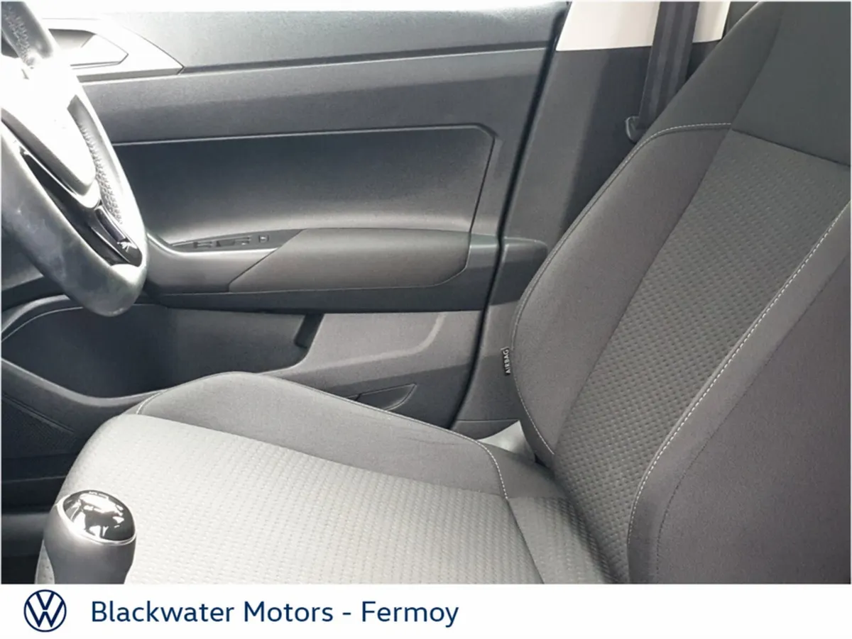 Volkswagen Polo 1.0 80BHP R-LINE WITH TECHNOLOGY U - Image 4