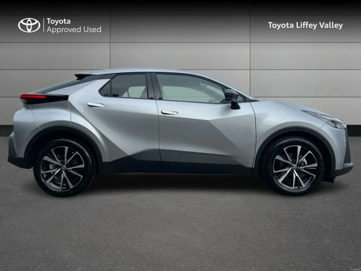 Toyota C-HR C-HR HYBRID SPORT 1.8 - Image 3