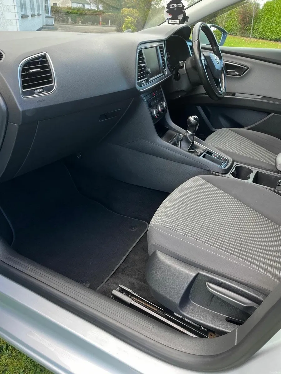 SEAT Leon 2017 - Image 1