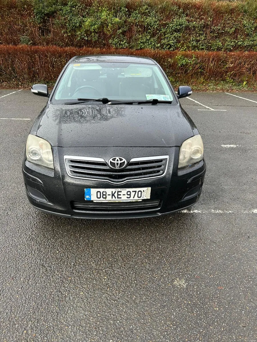 Toyota Avensis - Image 1