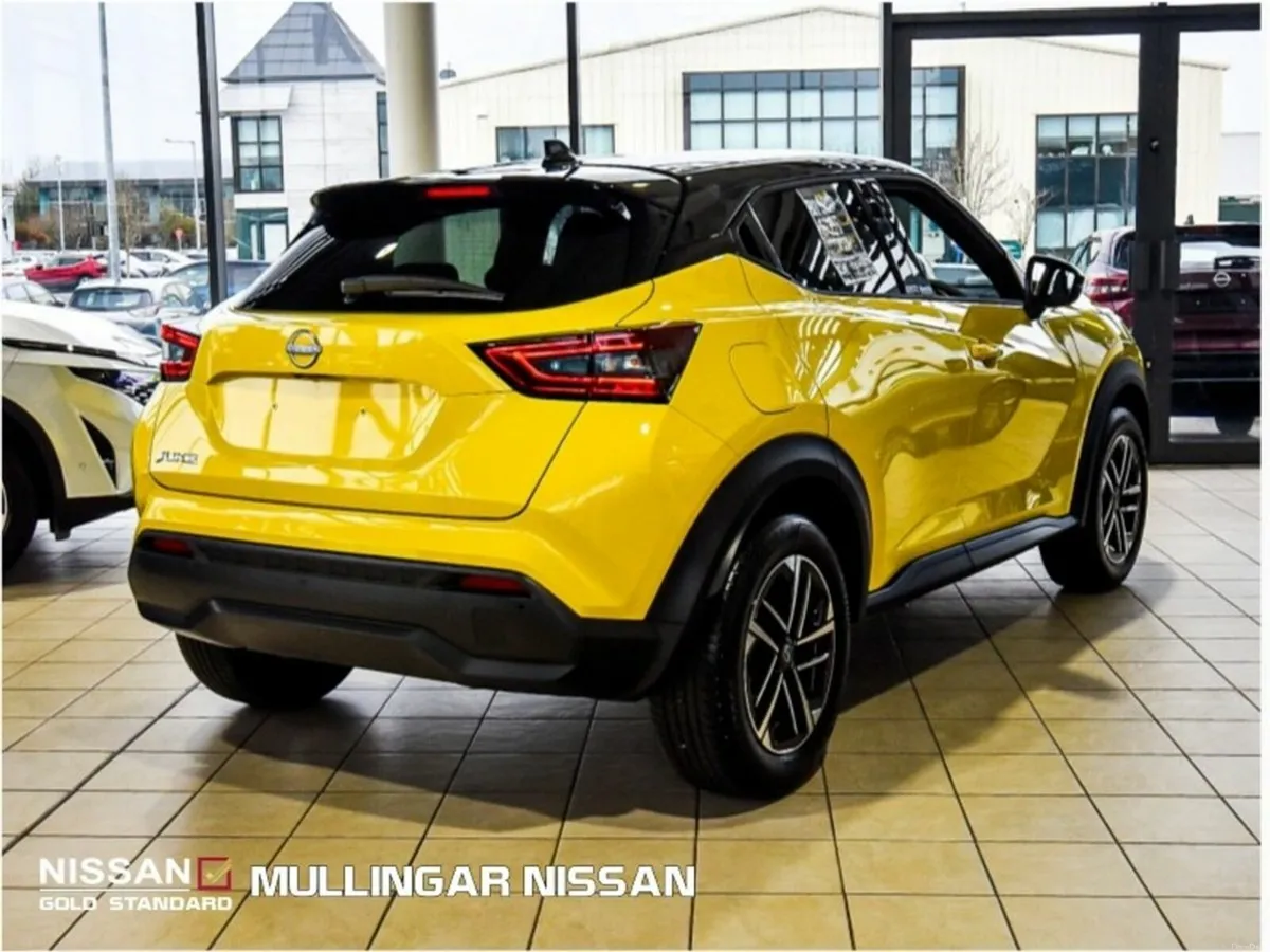 Nissan Juke 1.0 Premium. HUGE Demo discount - Image 2